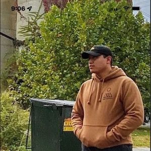 Meet your Posher, Jorge